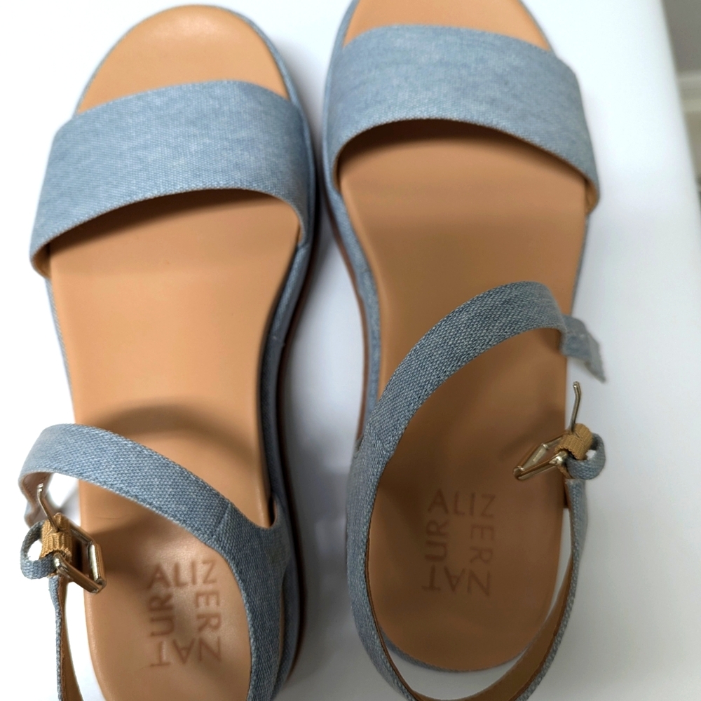 Naturalizer platform sandals